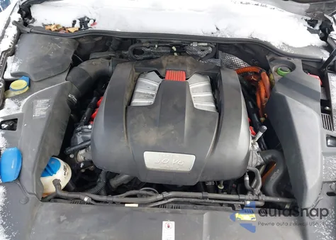 2012 Porsche Cayenne Hybrid S из США, поврежденный, VIN WP1AE2A24CLA91678